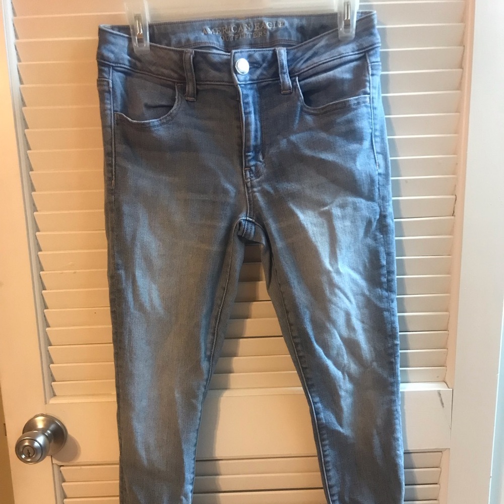 American Eagle skinny jeans 8 short